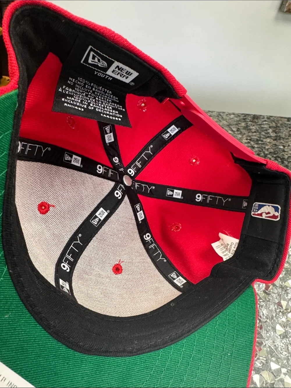 New Era Chicago Bulls Red & White Youth Snapback Hat NWT